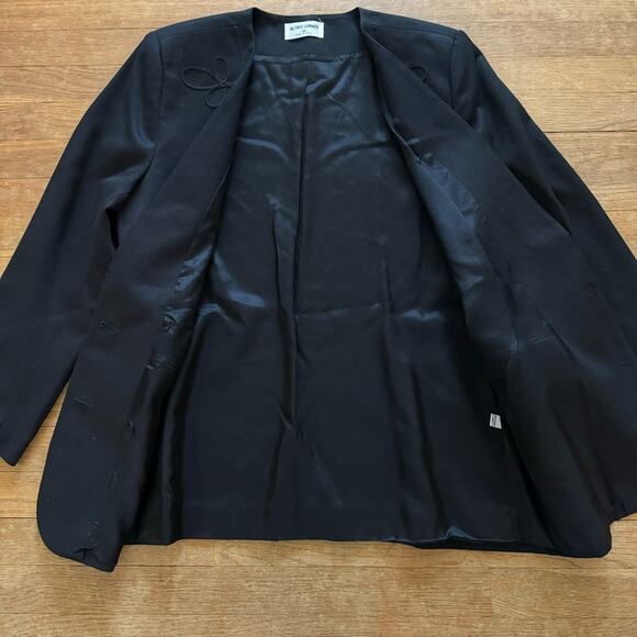 Alfred Dunner black two button appliquéd blazer jacket size 14 b13 - Picture 3 of 4